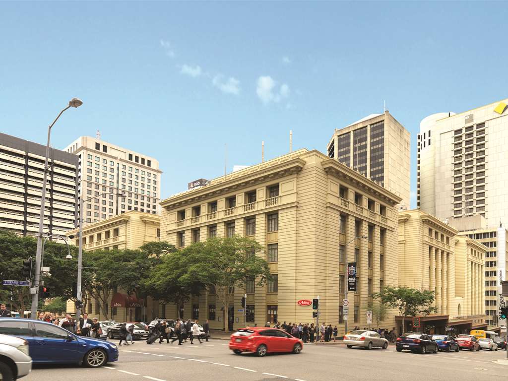 Aparthotel Adina Anzac Square 4*